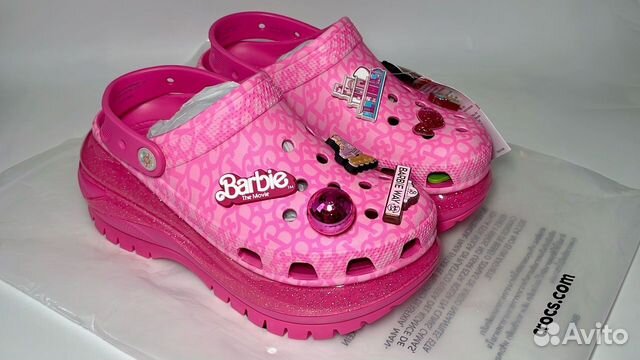 5 US Crocs Classic Barbie Mega Crush Clog Pink