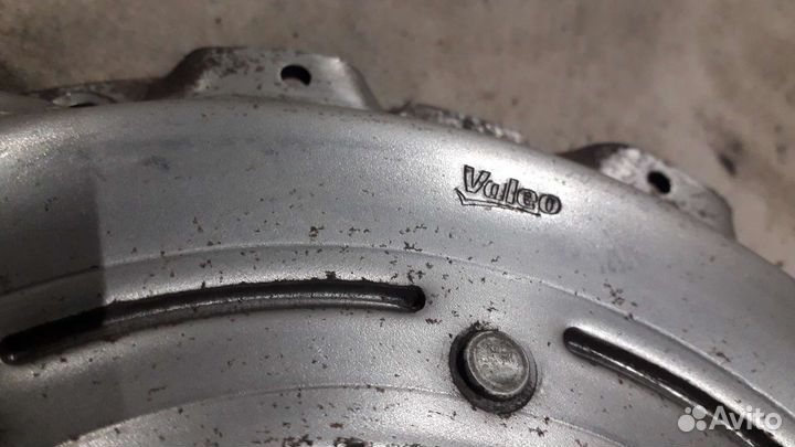 Сцепление форд фокус 2. 1.8л практически новое