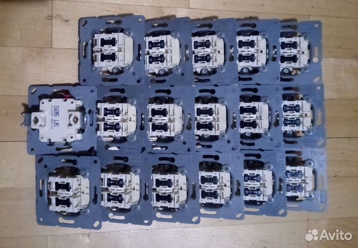 Выключатель Prodax Schneider Group, Jung 505U5