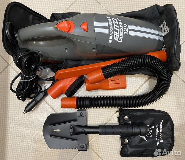 Малый набор автомобилиста - пылесос и лопата