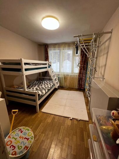 3-к. квартира, 70 м², 1/5 эт.