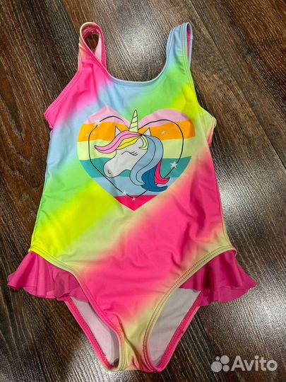 Купальник для девочки новый 104-110