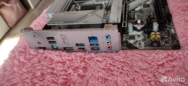 Материнская плата ASRock b760m rs/d4