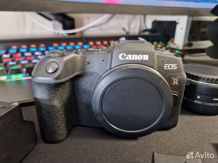 Canon EOS RP с комплектом