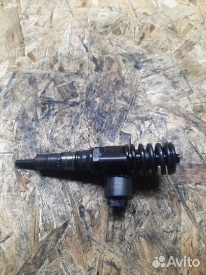 Форсунка Seat Leon 2.0 BKD 2007