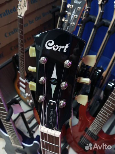 Электрогитара леспол Cort CR250