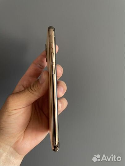 iPhone 11 Pro, 64 ГБ