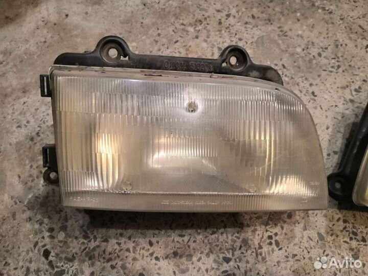 Фара Kia Sportage 1994 2.0 МКПП