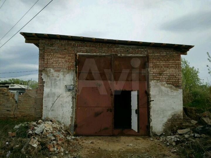 Гараж, > 30 м²