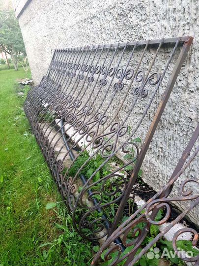 Кованые решетки на окна