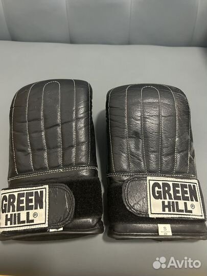 Боксерские перчатки