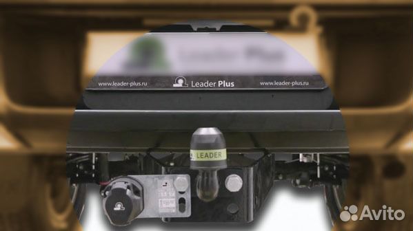 Фаркоп Toyota Hilux 2015- от Leader