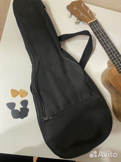 Укулеле kaimana uk 21 m ns с чехлом