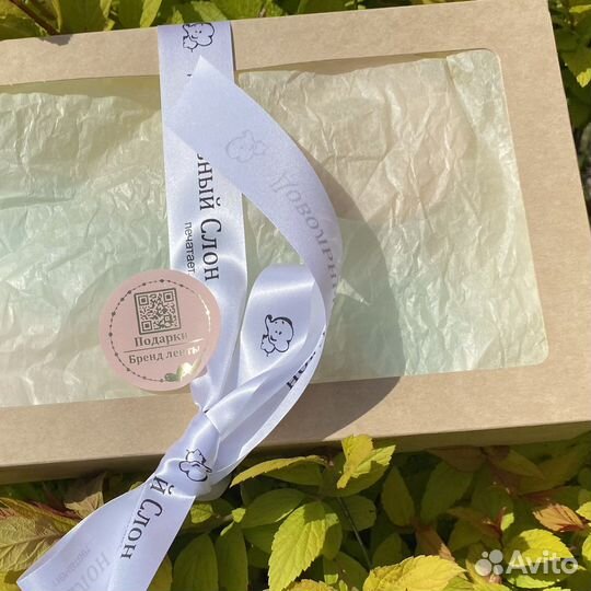 Наклейки с золотом и серебром