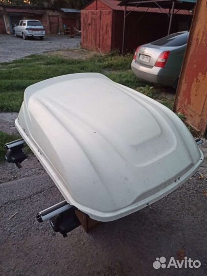 Автобокс Yuago с рейлингами