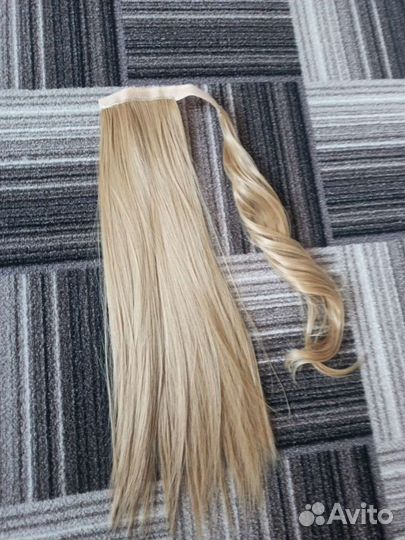 Волосы на заколках