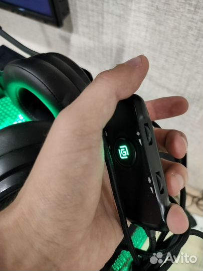 Игровые наушники с микро Oklick HS-L950G cobra