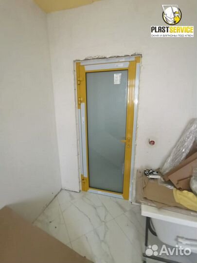 Дверь входная алюминиевая С48