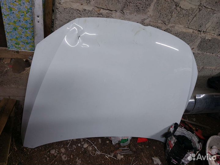 Капот оригинал