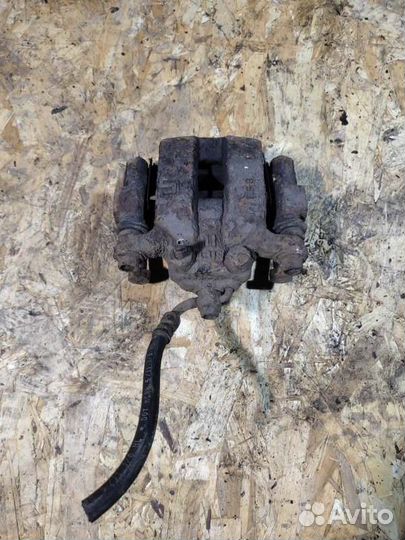 Суппорт задний левый Infiniti Ex I (J50) 2007 –