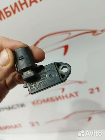 Датчик стоп сигнала Volkswagen Polo Skoda Rapid