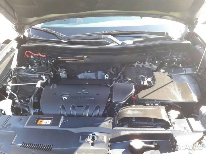 Мойка двигателя автомобиля