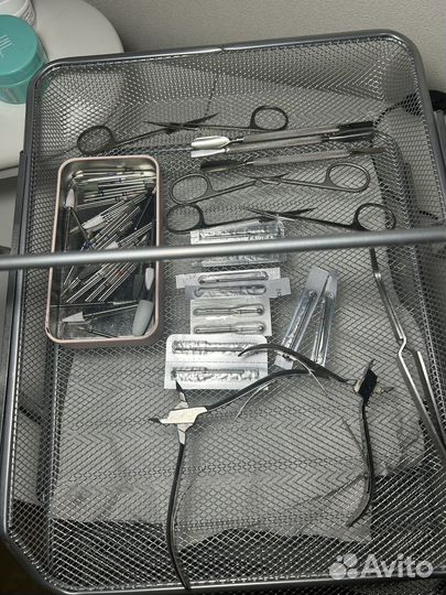 Набор мастера маникюра (аппарат, гель лаки и тд.)