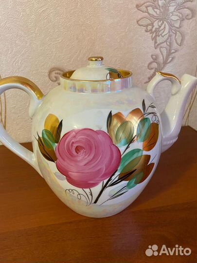 Заварочный чайник. фарфор