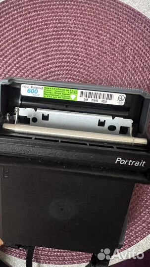 Фотоаппарат polaroid 600