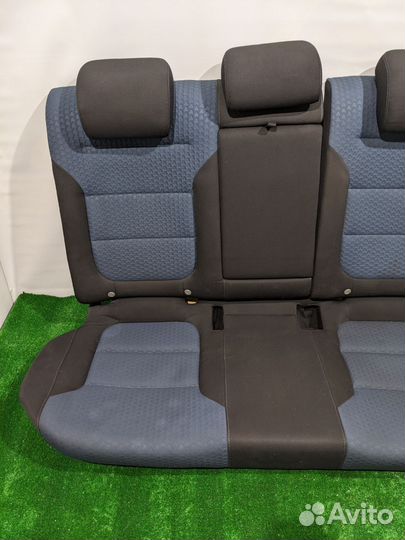 Сиденье заднее в сборе VW Jetta VI 2010-2015