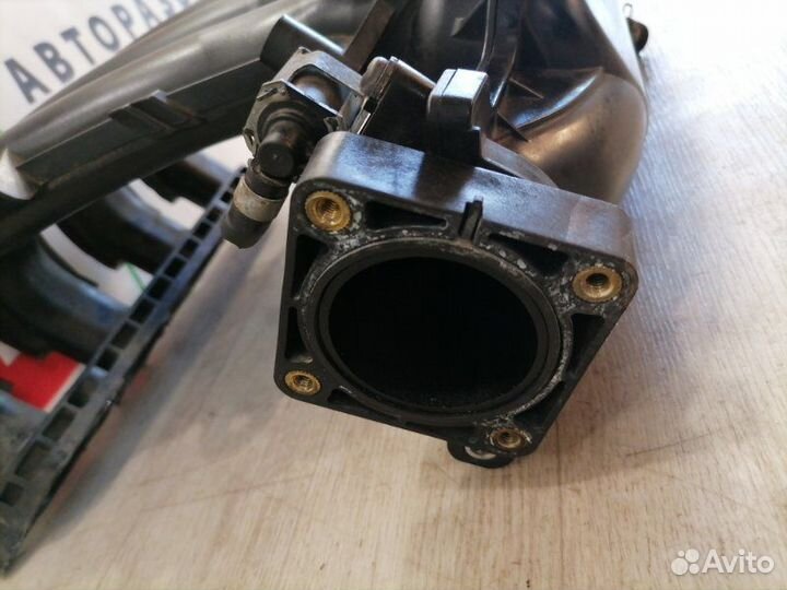 Коллектор впускной Nissan Note E11 HR16DE 2007