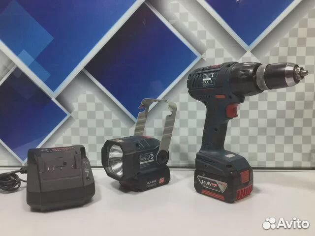 Шуруповерт Bosch Professional GSR 14,4 V-LI + фона