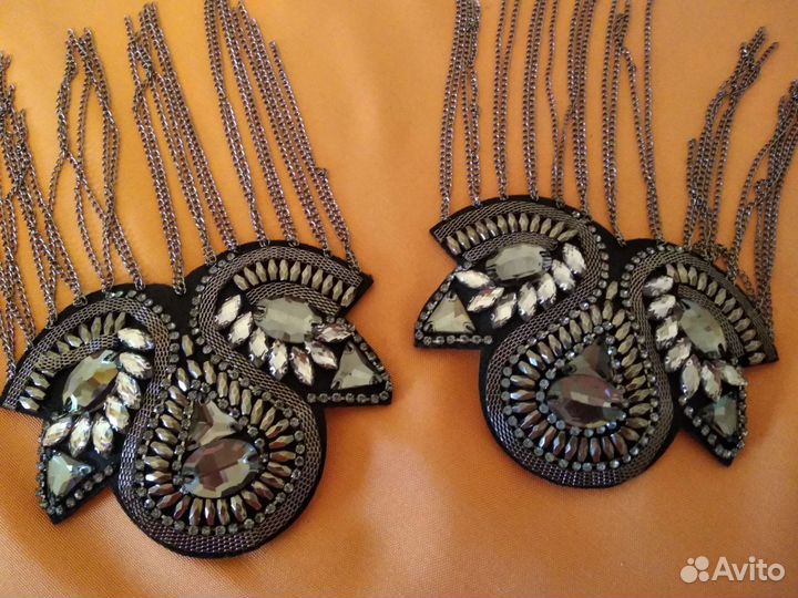 Эполеты со стразами и цепочками