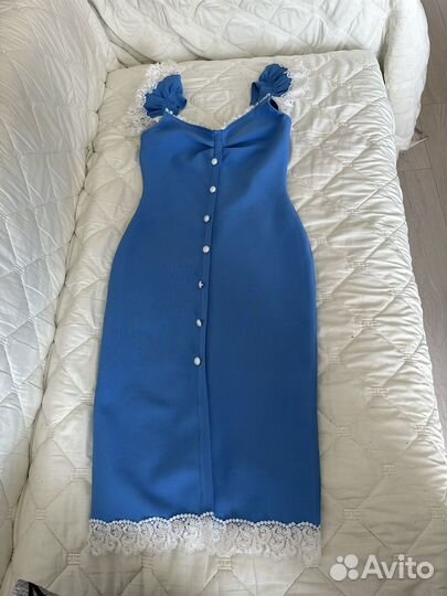 Бандажное платье