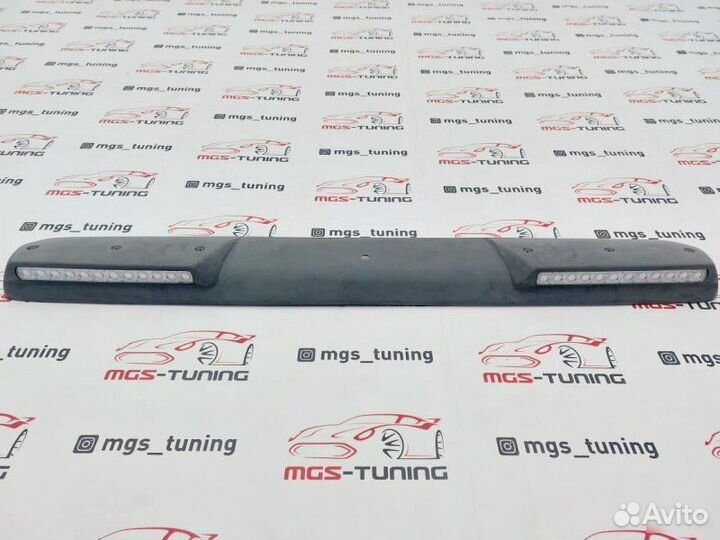 Передний спойлер (B) на Mercedes G-Class W464