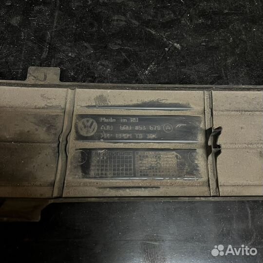 Решетка бампера передняя VW Polo