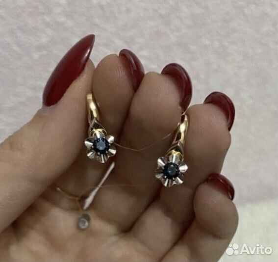 Золотые серьги