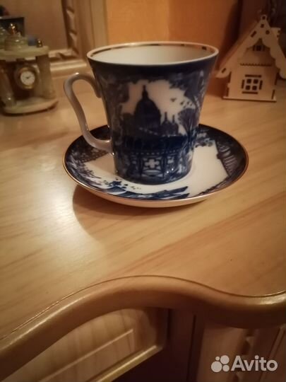 Бокал с блюдцем фарфор