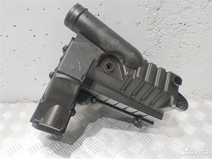 Корпус воздушного фильтра, Volkswagen Passat B6 2008