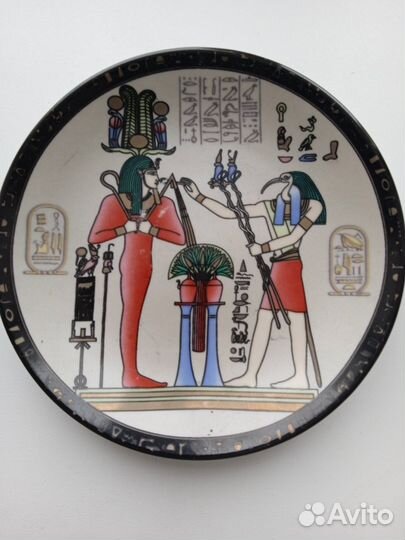 Коллекционирование.Тарелки настенные и Чеканка