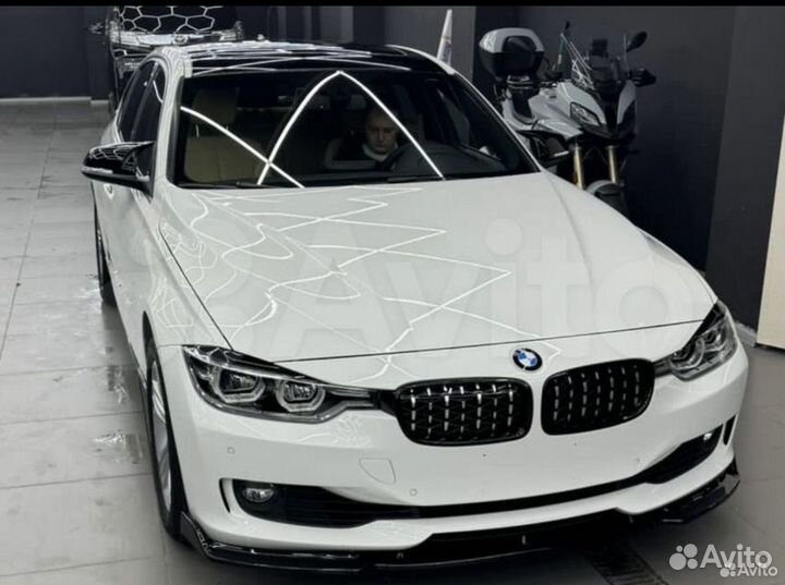 Ноздри решетки бмв F30 BMW silver Diamond