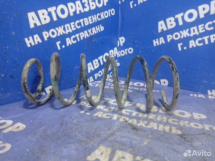 Задняя пружина Kia Rio 3 седан 2012