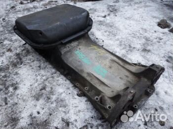 Поддон двигателя Мерседес