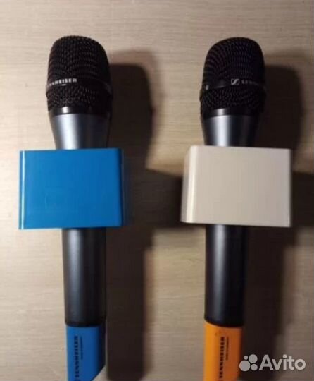 Кубики для репортерских микрофонов