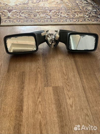 Зеркала на приору