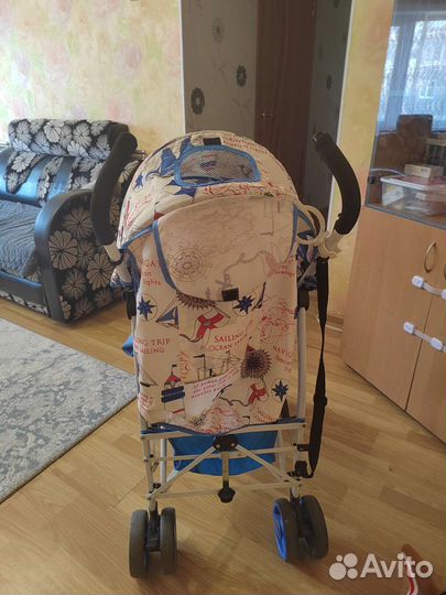 Прогулочная коляска трость