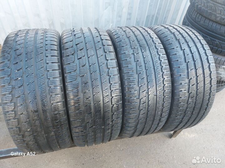 Kumho WinterCraft KW27 225/50 R17 98V