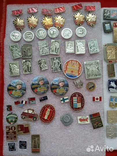 Значки СССР. Петродворец,Рига,Таллин,Новороссийск