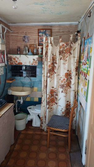 2-к. квартира, 30 м², 1/1 эт.