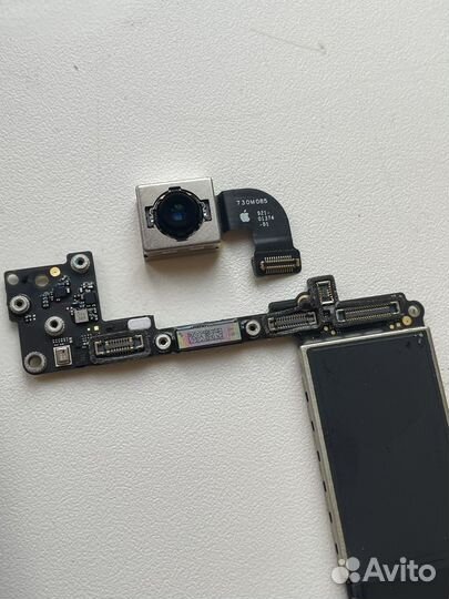 iPhone 8, 64 ГБ